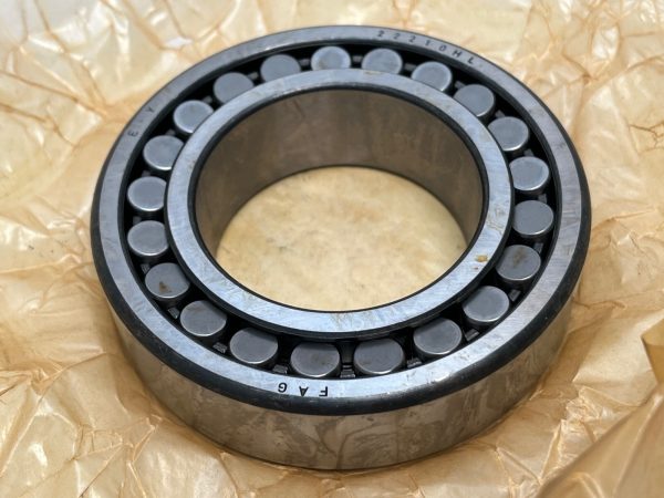 Spherical Roller Bearing – Tapered Bore, 50 mm ID, 90 mm OD, 23 mm Width, Open, CN Internal clearance