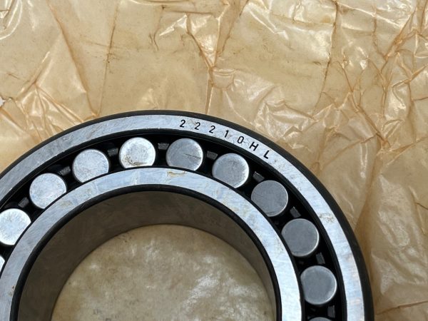 Spherical Roller Bearing – Tapered Bore, 50 mm ID, 90 mm OD, 23 mm Width, Open, CN Internal clearance