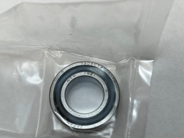 Angular Contact Ball Bearing – 15 mm ID, 28 mm OD, 7 mm Width, Open, 15° Contact Angle, Light Preload.