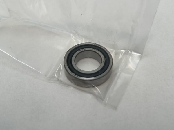Angular Contact Ball Bearing – 15 mm ID, 28 mm OD, 7 mm Width, Open, 15° Contact Angle, Light Preload.