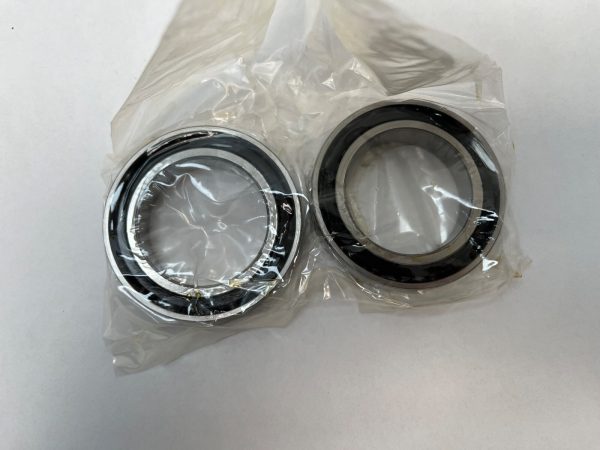 Angular Contact Ball Bearing – Straight Bore, 40 mm ID, 62 mm OD, 12 mm Width, Open, 15° Contact Angle, Normal Preload.