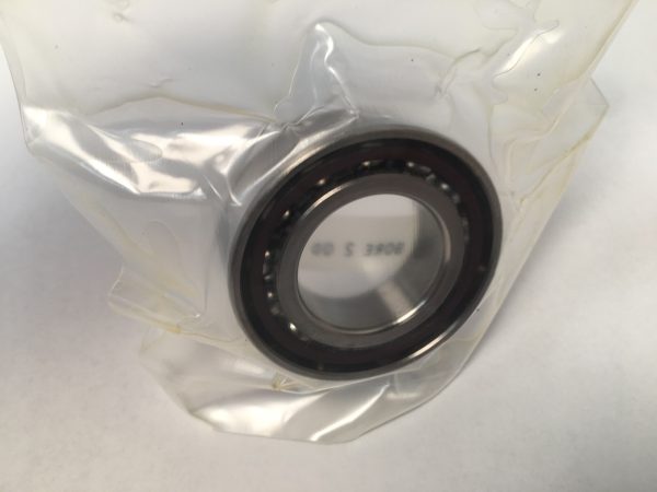 Angular Contact Bearing – 25 mm ID, 47 mm OD, 12 mm Width, Open, 25°, Medium preload.