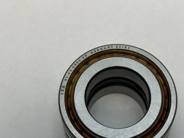 Cylindrical Roller Bearing – Straight Bore, 25 mm ID, 47 mm OD, 30 mm Width, 2 Row, CN Internal clearance.