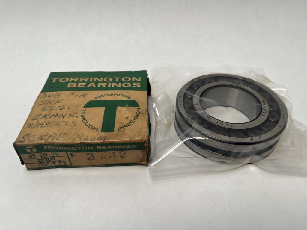Spherical Roller Bearing – Straight Bore, 45 mm ID, 85 mm OD, 23 mm Width, Open, Normal Internal Clearance.