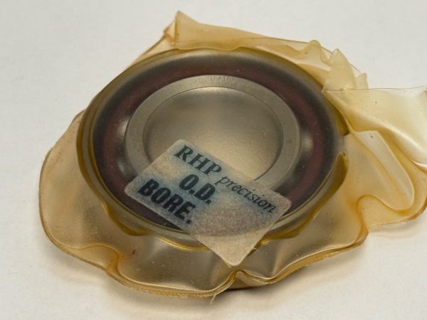 Angular Contact Ball Bearing – Straight Bore, 25 mm ID, 52 mm OD, 15 mm Width, Open, 25° Contact Angle, Light Preload.
