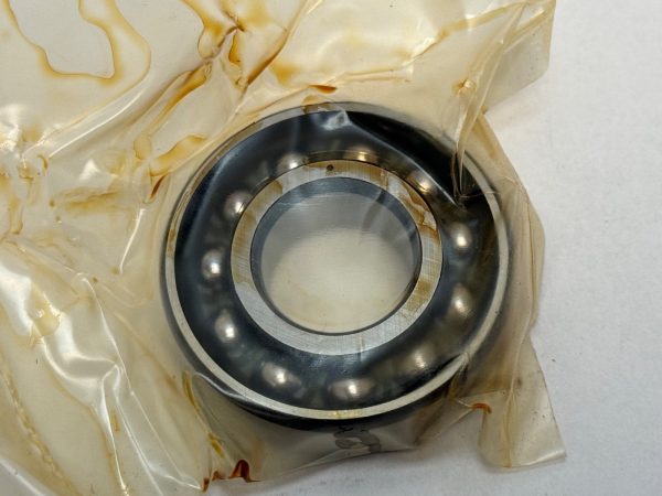 Angular contact bearing – 20 mm ID, 47 mm OD, 14 mm Width, Open, 40°.