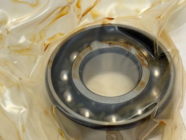 Angular contact bearing – 20 mm ID, 47 mm OD, 14 mm Width, Open, 40°.