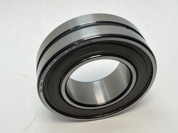 Spherical Roller Bearing – Straight Bore, 65 mm ID, 120 mm OD, 38 mm Width, Double Rubber Seal, Normal Internal Clearance.