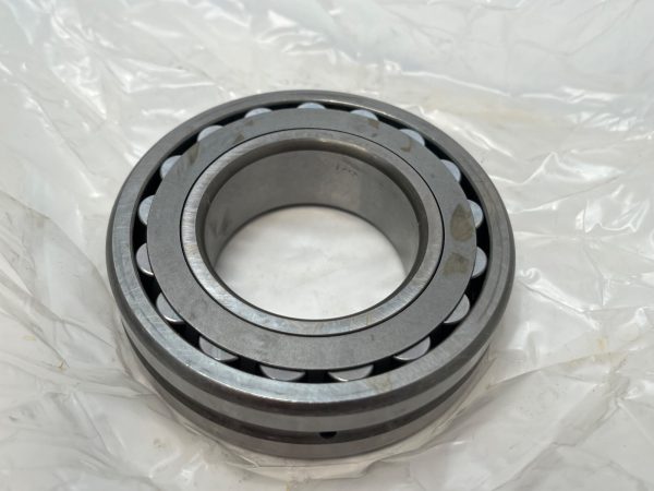 Spherical Roller Bearing – Straight Bore, 45mm ID, 85mm OD, 23mm Width, Open, CN Internal clearance.