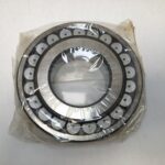 Spherical Roller Bearing – Straight Bore, 70 mm ID, 150 mm OD, 35 mm Width, Open, C3 Internal Clearance.