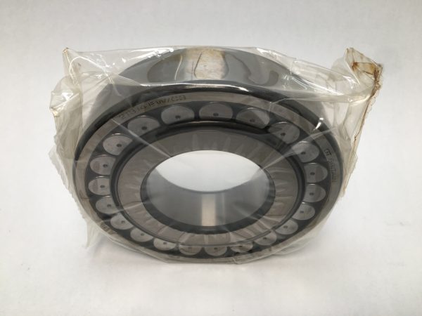 Spherical Roller Bearing – Straight Bore, 70 mm ID, 150 mm OD, 35 mm Width, Open, C3 Internal Clearance.