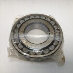 Spherical Roller Bearing – Straight Bore, 70 mm ID, 150 mm OD, 35 mm Width, Open, C3 Internal Clearance.