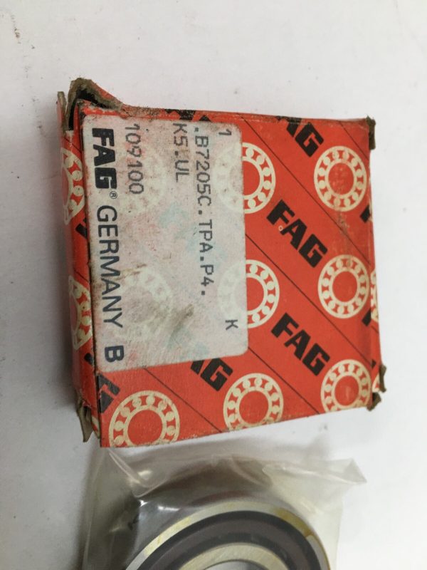 Angular Contact Ball Bearing – Straight Bore, 25 mm ID, 52 mm OD, 15 mm Width, Open, 15° Contact Angle, Light Preload.