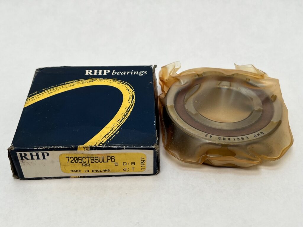 Angular contact bearings – 30 mm ID, 62 mm OD, 16 mm Width, Open, 15°, Light preload.