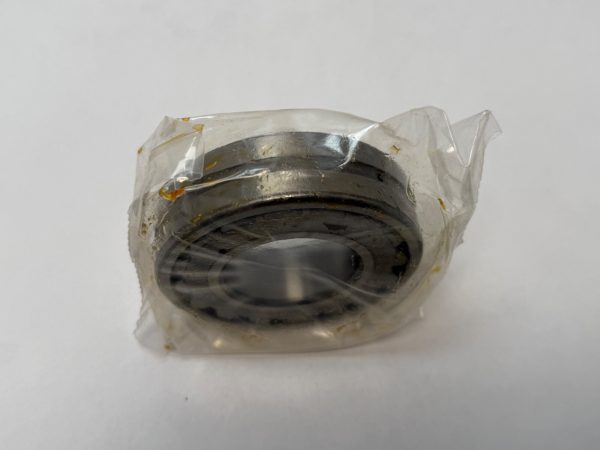 Spherical Roller Bearing – Straight Bore, 40 mm ID, 80 mm OD, 23 mm Width, Open, C3 Internal Clearance.