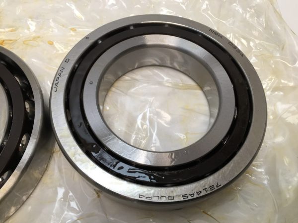 Angular Contact Ball Bearing – 70 mm ID, 125 mm OD, 24 mm Width, Open, 25° Contact Angle, Light Preload.