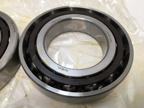 Angular Contact Ball Bearing – 70 mm ID, 125 mm OD, 24 mm Width, Open, 25° Contact Angle, Light Preload.