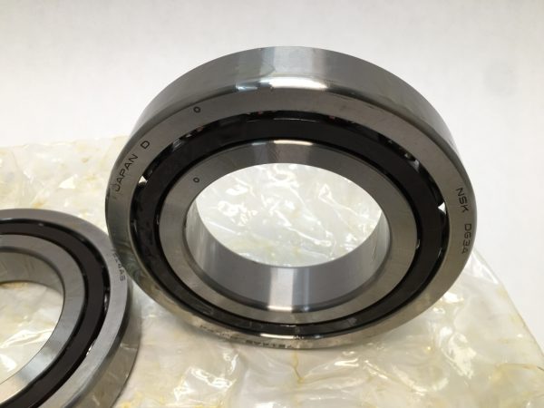 Angular Contact Ball Bearing – 70 mm ID, 125 mm OD, 24 mm Width, Open, 25° Contact Angle, Light Preload.