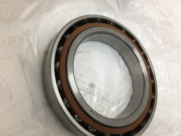Angular Contact Ball Bearing – Straight Bore, 140 mm ID, 210 mm OD, 33 mm Width, Open, 25° Contact Angle.