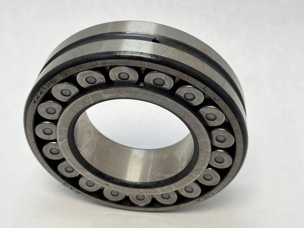 Spherical roller bearing – Straight Bore, 65 mm ID, 120 mm OD, 31 mm Width, Open, C4 Internal clearance.