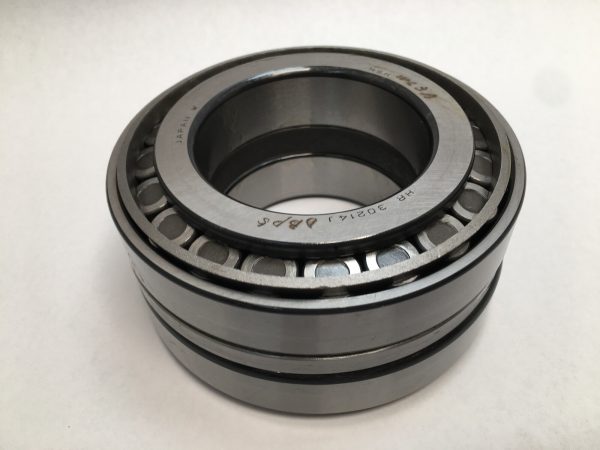 NSK HR30214JDBP5 Taper Roller Bearing Cone & Cup 70 mm ID 125 mm OD Japan Set