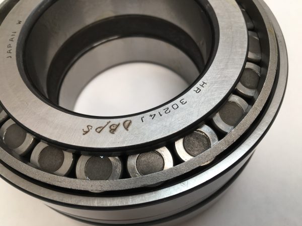 NSK HR30214JDBP5 Taper Roller Bearing Cone & Cup 70 mm ID 125 mm OD Japan Set