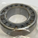 NSK 22212MK Spherical Bearing 60x110x28 mm 22212-MK Hoover Japan