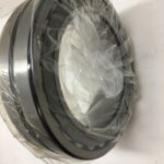 Spherical Roller Bearing – Tapered Bore, 170 mm ID, 260 mm OD, 67 mm Width, Open, C4 Internal Clearance.