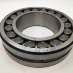 Spherical Roller Bearing – tapered Bore, 110 mm ID, 200 mm OD, 53 mm Width, Open, C3 Internal clearance.
