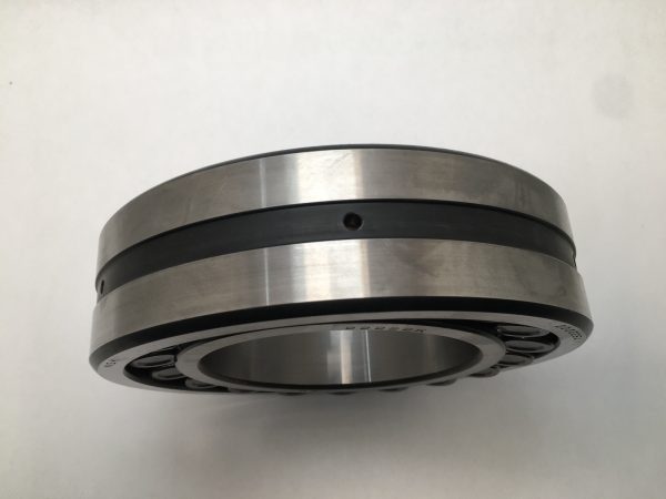 Spherical Roller Bearing – tapered Bore, 110 mm ID, 200 mm OD, 53 mm Width, Open, C3 Internal clearance.