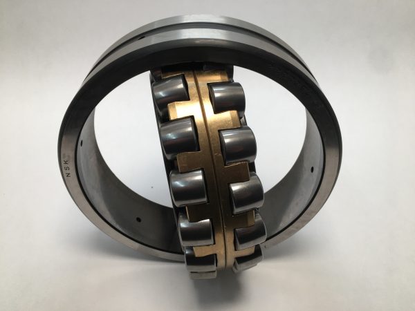 Spherical Roller Bearing – tapered Bore, 110 mm ID, 200 mm OD, 53 mm Width, Open, C3 Internal clearance.