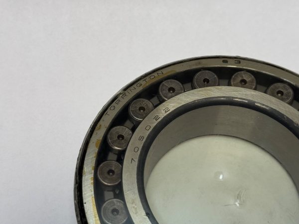 Spherical Roller Bearing – Straight Bore, 70 mm ID, 125 mm OD, 31 mm Width, Open, CN Internal clearance