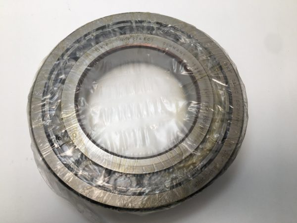 Cylindrical Roller Bearing – Straight Bore, 120 mm ID, 215 mm OD, 40 mm Width, 1 Row, CN Internal Clearance.
