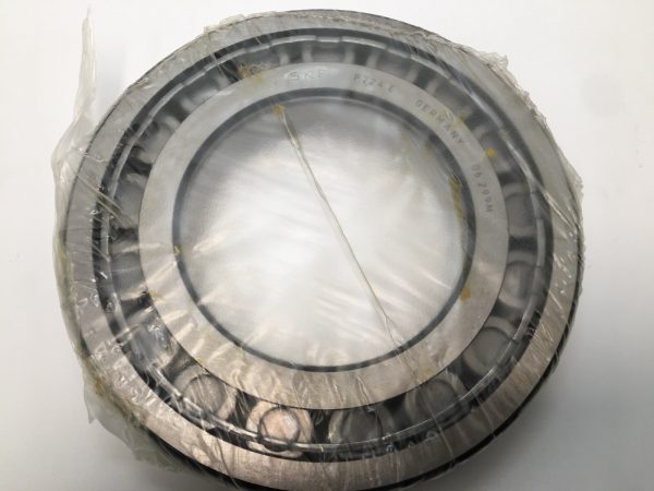 Cylindrical Roller Bearing – Straight Bore, 120 mm ID, 215 mm OD, 40 mm Width, 1 Row, CN Internal Clearance.