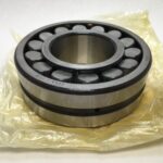 Spherical Roller Bearing – Straight Bore, 70 mm ID, 150 mm OD, 51 mm Width, Open, C3 Internal Clearance.