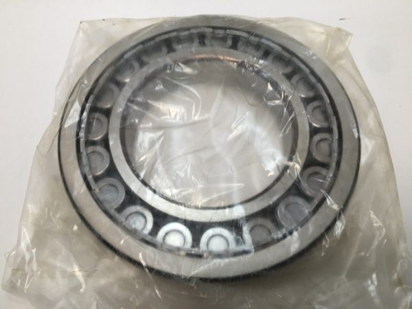 Cylindrical Roller Bearing – Straight Bore, 140 mm ID, 250 mm OD, 42 mm Width, 1 Row, CN Internal clearance.