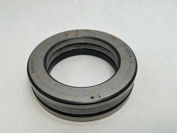 thrust ball bearing – 70 mm ID, 105 mm OD, 27 mm Width, Open.
