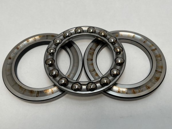 thrust ball bearing – 70 mm ID, 105 mm OD, 27 mm Width, Open.
