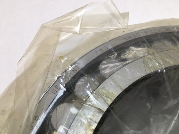 Cylindrical Roller Bearing – Tapered Bore, 140 mm ID, 210 mm OD, 53 mm Width, 2 Row.