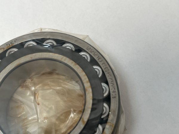 Spherical Roller Bearing – Tapered Bore, 50 mm ID, 90 mm OD, 23 mm Width, Open, CN Internal clearance.