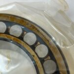 Spherical Roller Bearing – Tapered Bore, 80 mm ID, 140 mm OD, 33 mm Width, Open, CN Internal clearance
