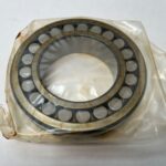 Spherical Roller Bearing – Tapered Bore, 80 mm ID, 140 mm OD, 33 mm Width, Open, CN Internal clearance