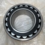 Spherical Roller Bearing – Tapered Bore, 120 mm ID, 215 mm OD, 58 mm Width, Open, CN Internal clearance.