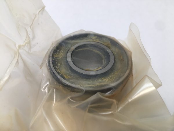 Deep Groove Ball Bearing – Straight Bore, 20 mm ID, 47 mm OD, 20.6 mm Width, Open, Without Snap Ring.