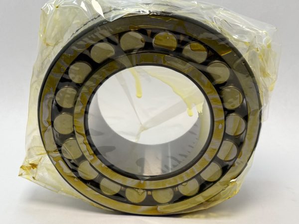 Spherical Roller Bearing – Straight Bore, 110 mm ID, 200 mm OD, 69.8 mm Width, Open, CN Internal Clearance.