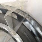 Spherical roller bearing – Straight Bore, 120 mm ID, 215 mm OD, 58 mm Width, Open, CN Internal clearance.