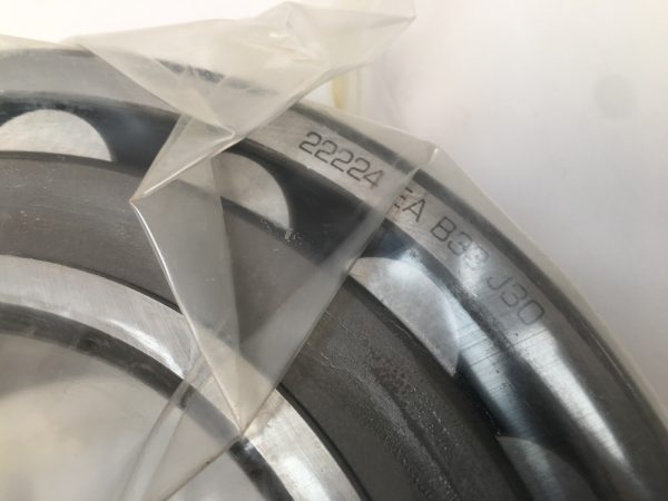 Spherical roller bearing – Straight Bore, 120 mm ID, 215 mm OD, 58 mm Width, Open, CN Internal clearance.