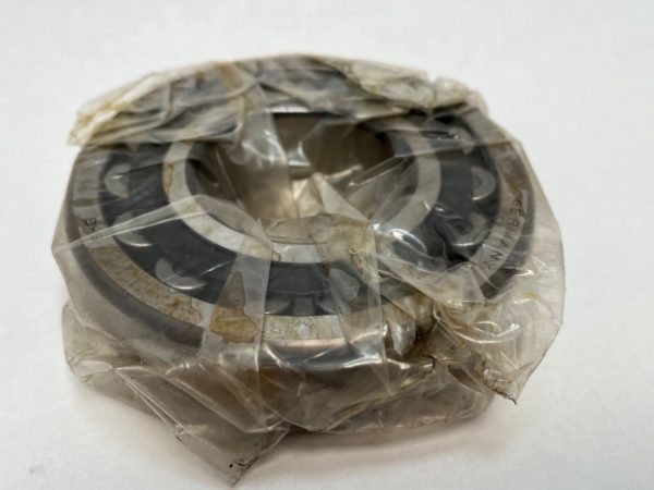 Spherical roller bearing – Straight Bore, 50 mm ID, 110 mm OD, 27 mm Width, Open, CN Internal clearance.