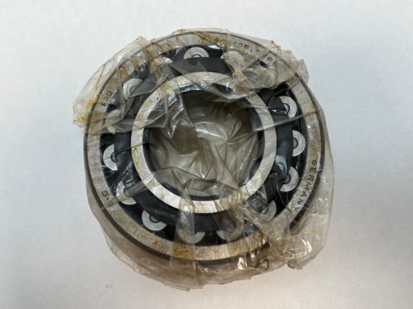 Spherical roller bearing – Straight Bore, 50 mm ID, 110 mm OD, 27 mm Width, Open, CN Internal clearance.