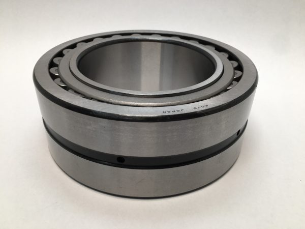 Spherical Roller Bearing – Straight Bore, 130 mm ID, 210 mm OD, 80 mm Width, Open, CN Internal clearance